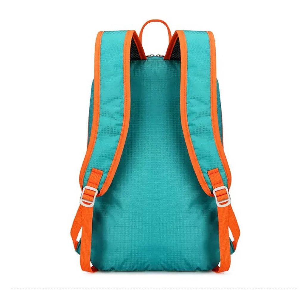 Foldable hiking backpack
