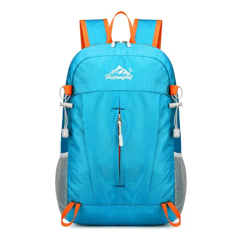 Foldable hiking backpack